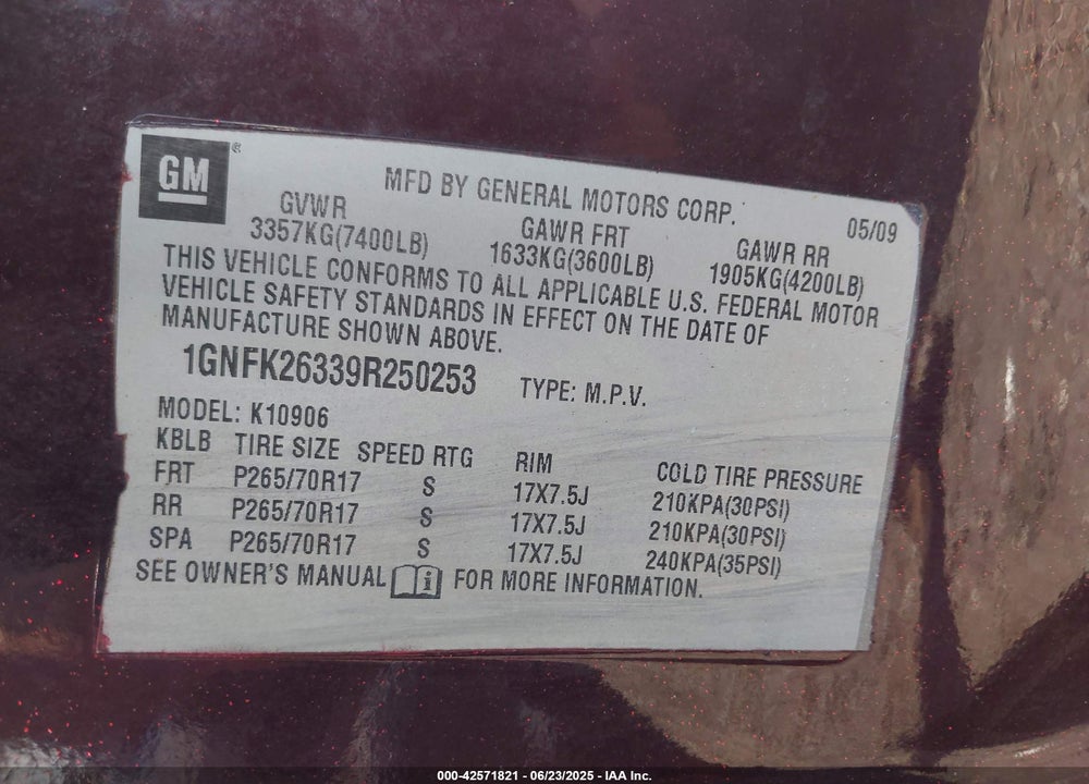 2009 CHEVROLET SUBURBAN 1500 VIN: 1GNFK26339R250253