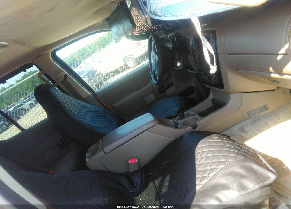 2005 FORD EXPLORER XLS/XLS SPORT VIN: 1FMDU72K35UA67104