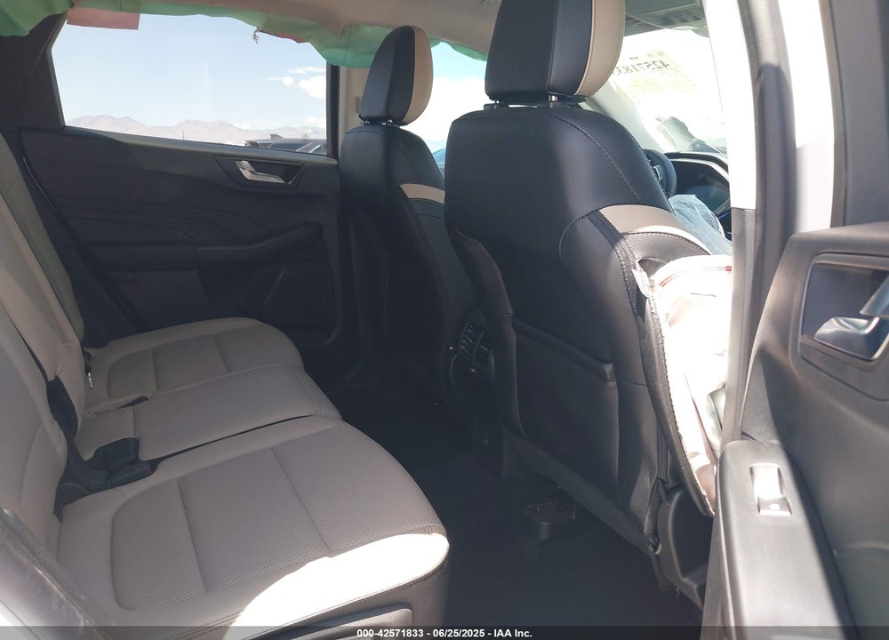 2022 FORD ESCAPE VIN: 1FMCU9J97NUB89504