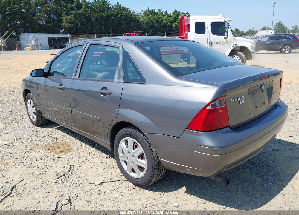 2007 FORD FOCUS S/SE/SES VIN: 1FAFP34N07W294736