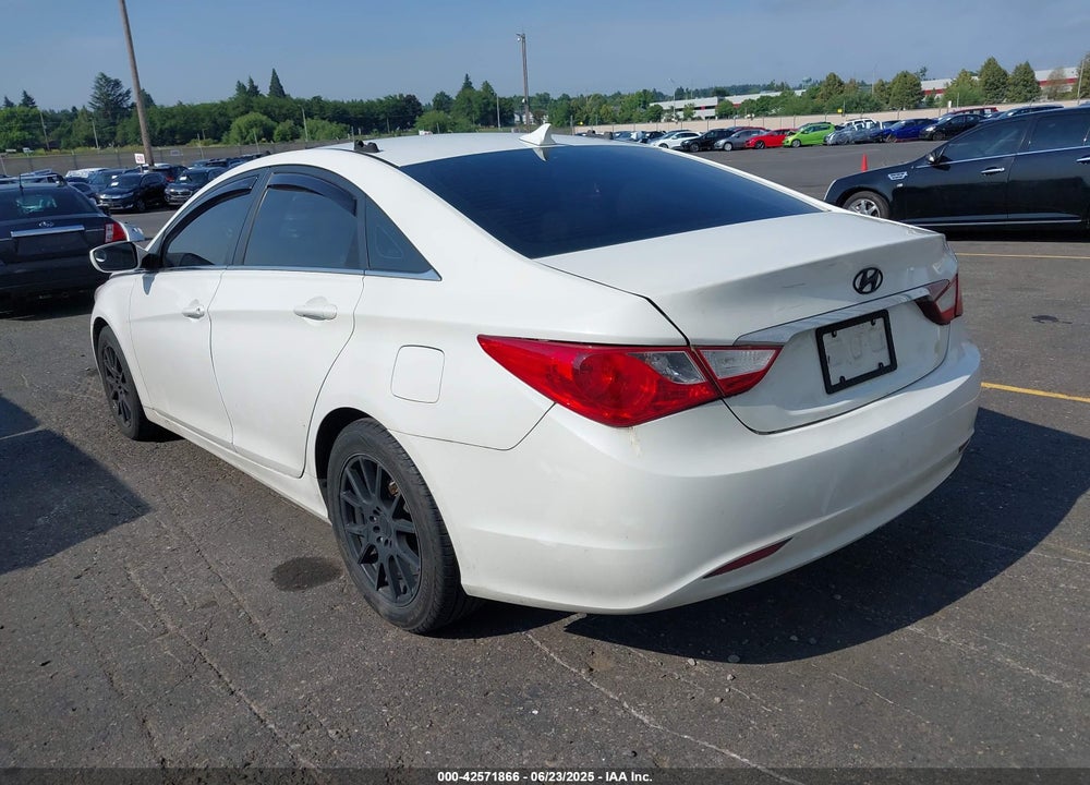 2011 HYUNDAI SONATA VIN: 5NPEB4AC6BH260473