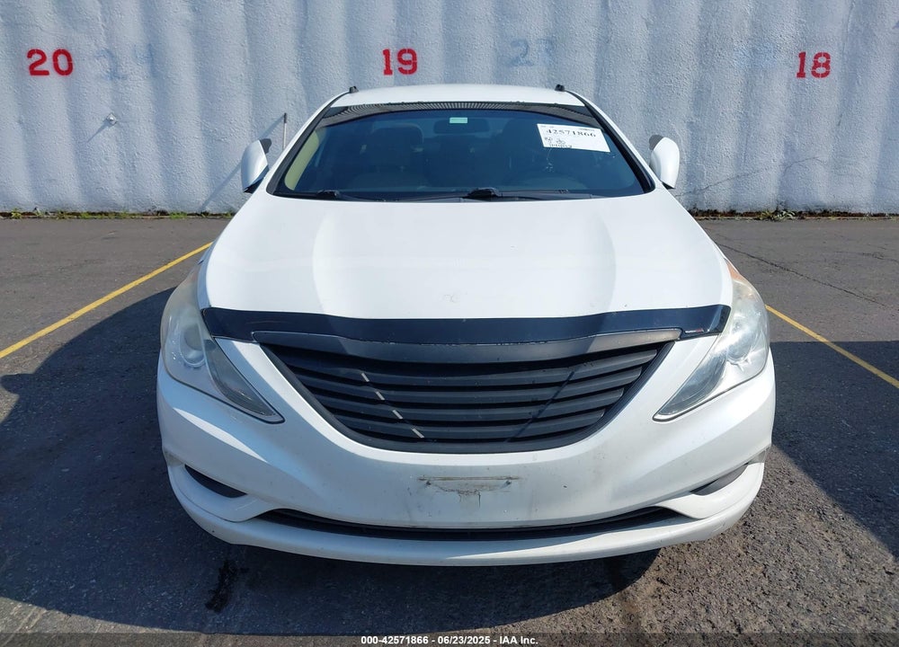 2011 HYUNDAI SONATA VIN: 5NPEB4AC6BH260473