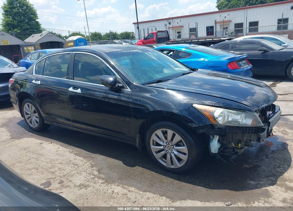 2012 HONDA ACCORD VIN: 1HGCP3F81CA007742
