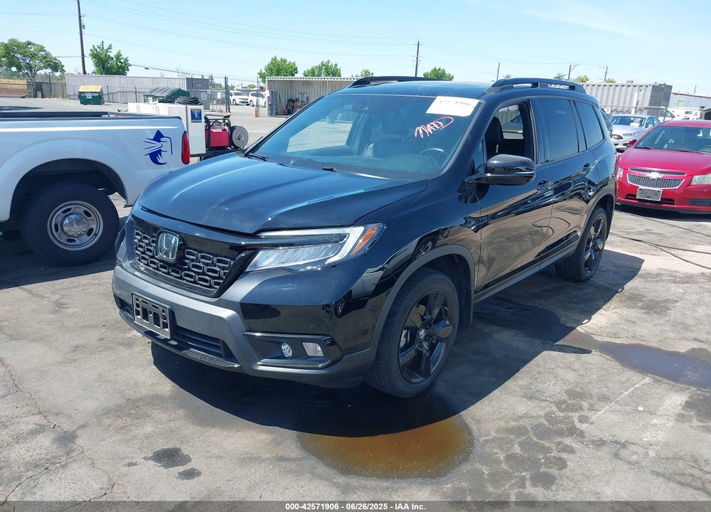 2021 HONDA PASSPORT VIN: 5FNYF8H07MB003506