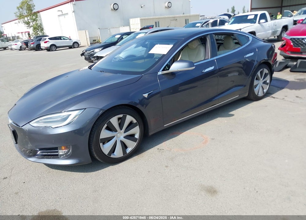 2020 TESLA MODEL S VIN: 5YJSA1E24LF415849