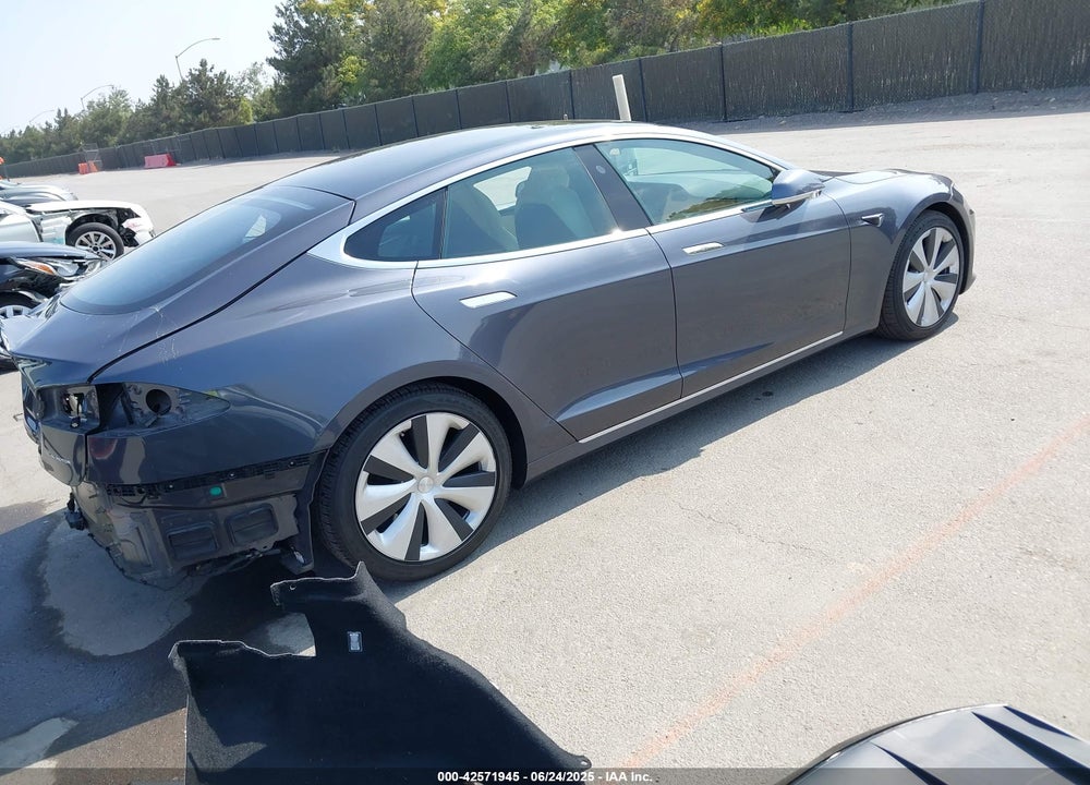 2020 TESLA MODEL S VIN: 5YJSA1E24LF415849
