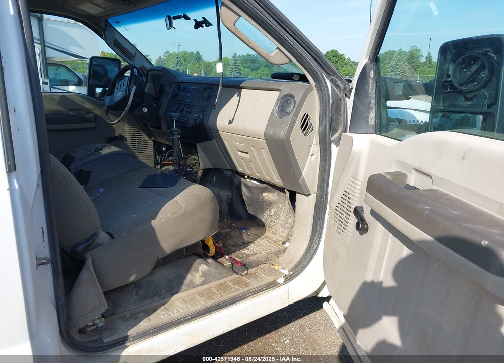 2010 FORD F-350 XL/XLT VIN: 1FTSF3A54AEB18303