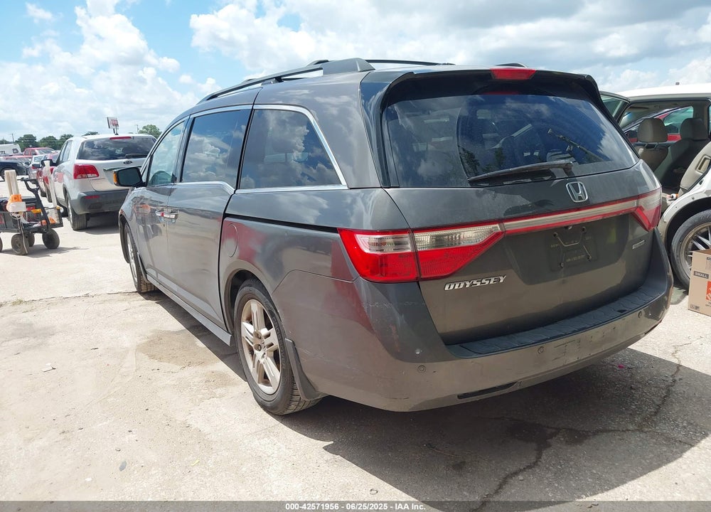2011 HONDA ODYSSEY VIN: 5FNRL5H9XBB075209