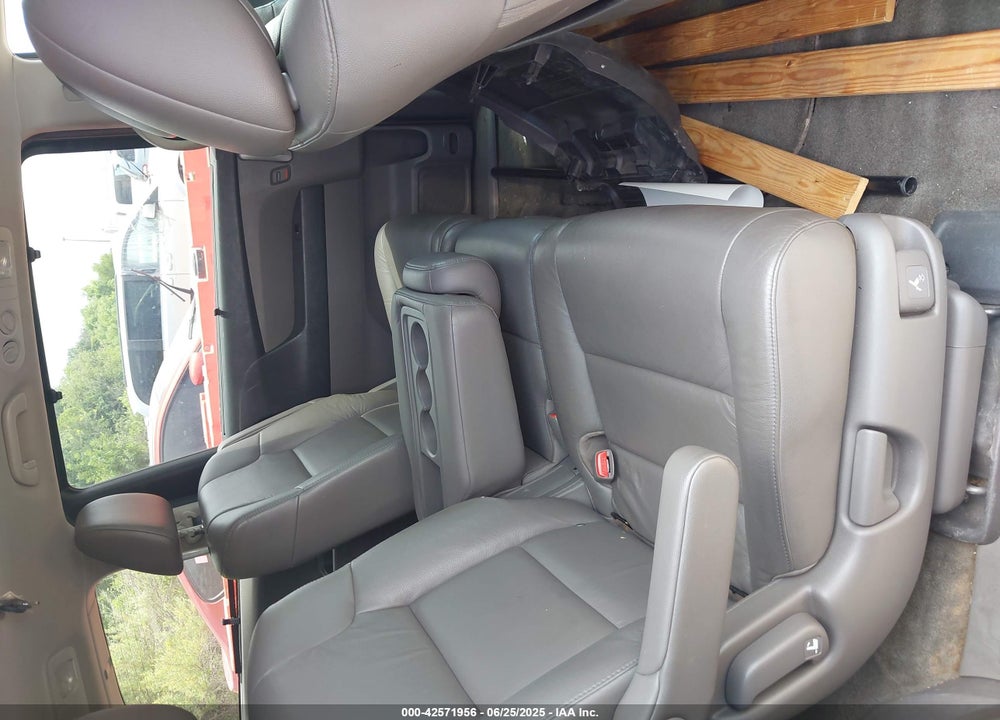 2011 HONDA ODYSSEY VIN: 5FNRL5H9XBB075209