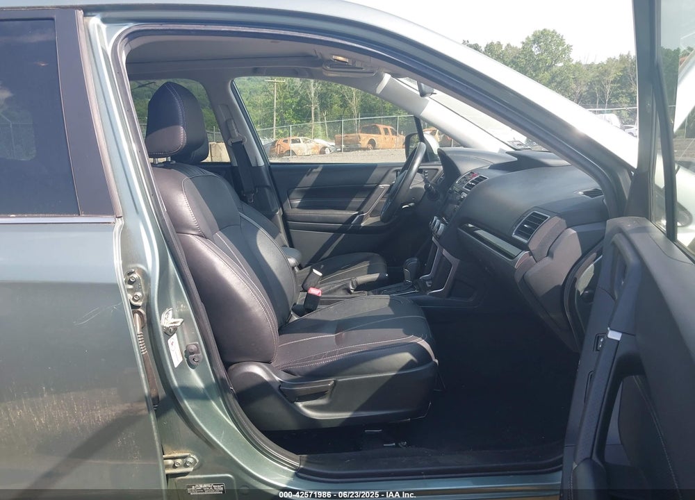 2017 SUBARU FORESTER VIN: JF2SJAWC8HH579492