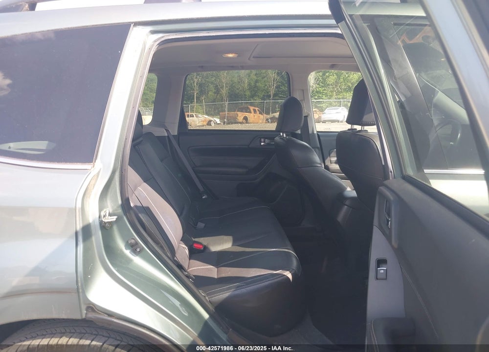 2017 SUBARU FORESTER VIN: JF2SJAWC8HH579492