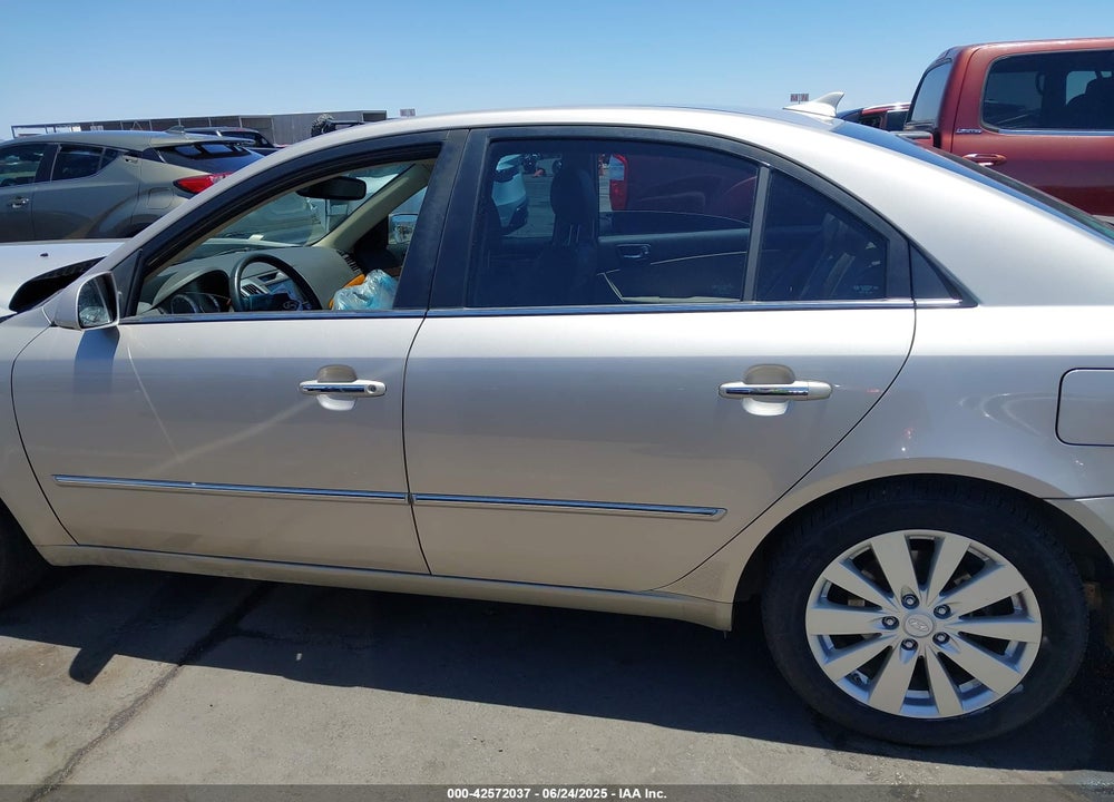 2009 HYUNDAI SONATA VIN: 5NPEU46F09H493370