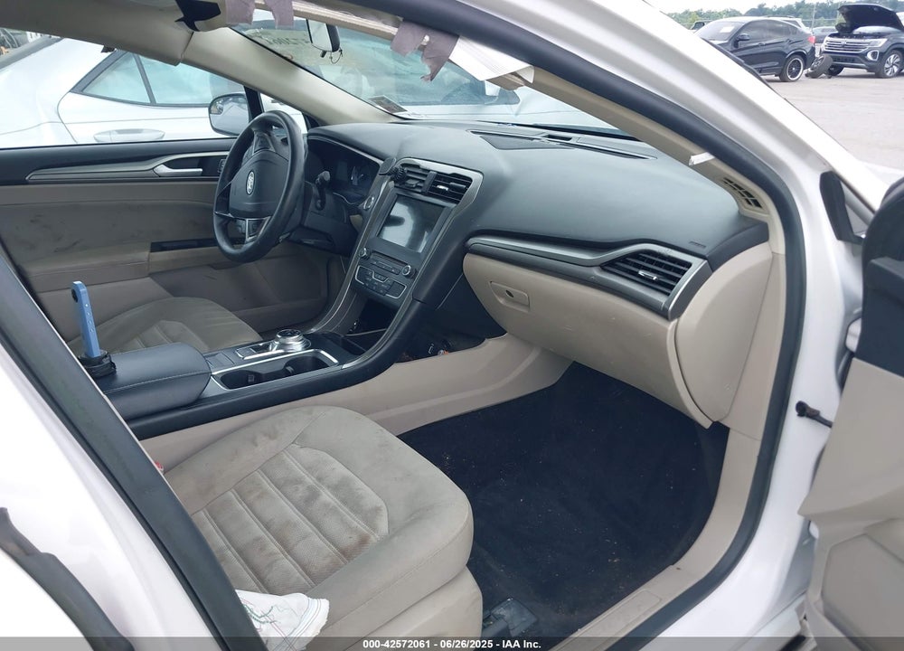 2018 FORD FUSION VIN: 3FA6P0HDXJR183900