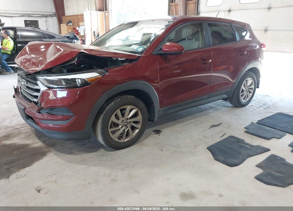 2018 HYUNDAI TUCSON SE VIN: KM8J2CA48JU766100