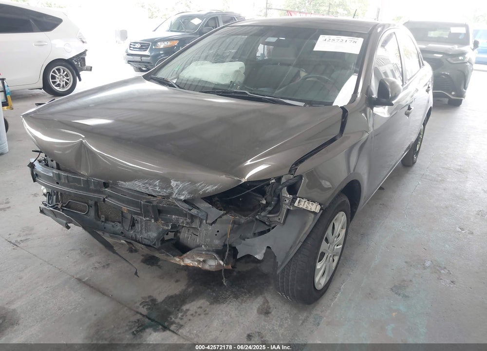 2010 KIA FORTE VIN: KNAFU4A21A5080335