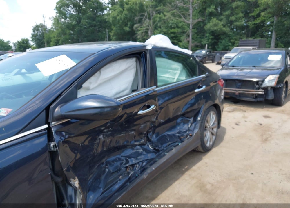 2013 HYUNDAI SONATA VIN: 5NPEC4AC1DH643771