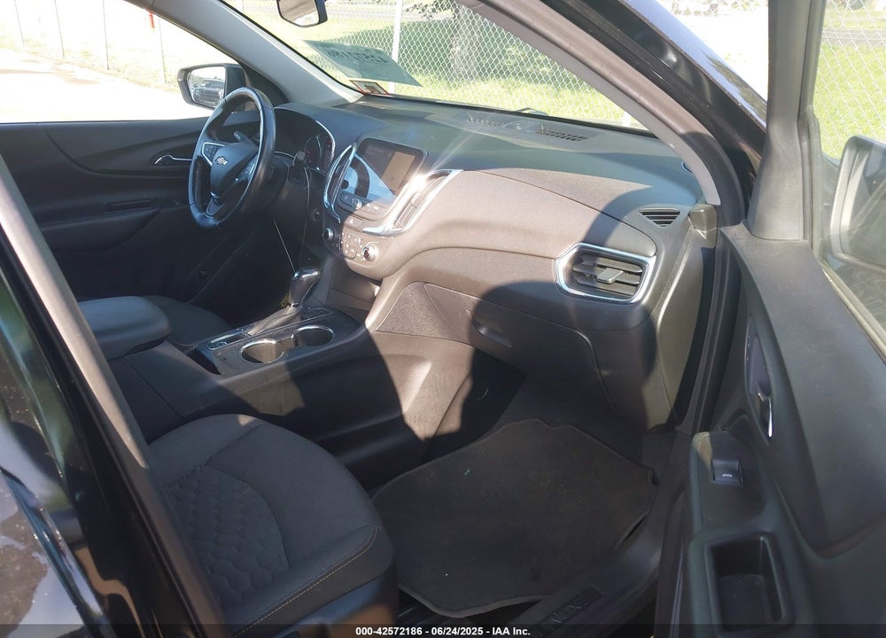 2019 CHEVROLET EQUINOX VIN: 2GNAXUEV2K6151242