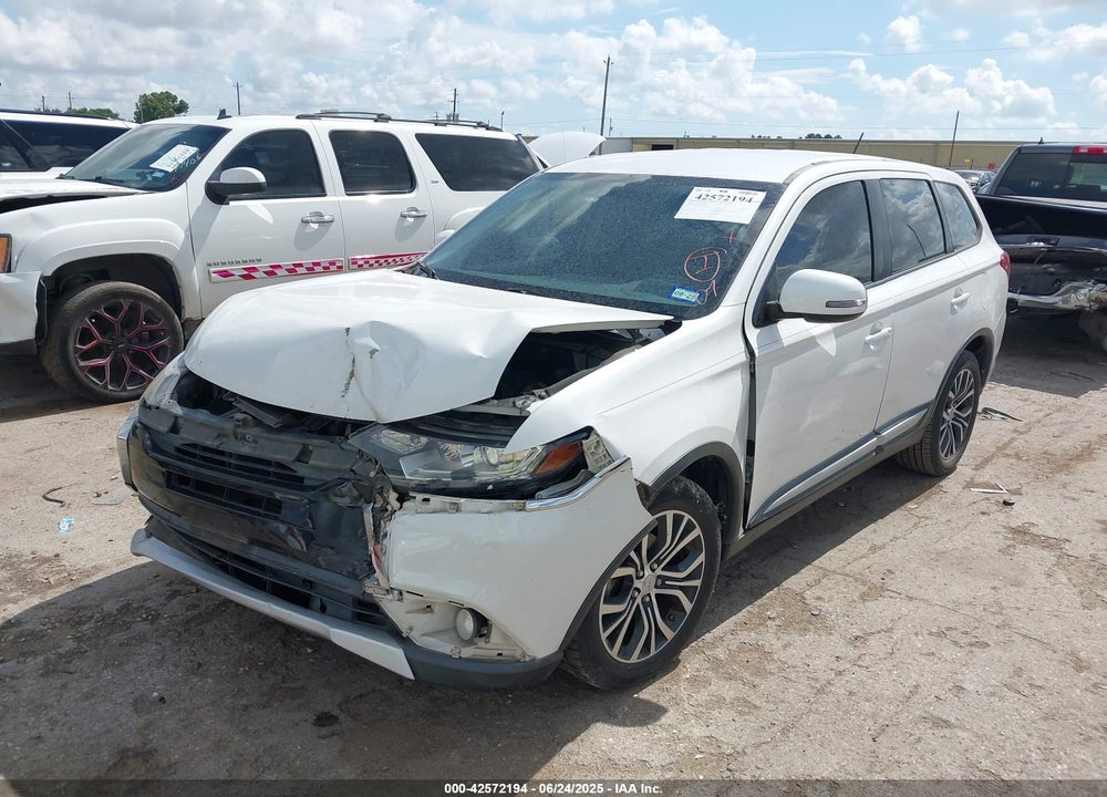 2016 MITSUBISHI OUTLANDER SE/SEL VIN: JA4AD3A35GZ003401