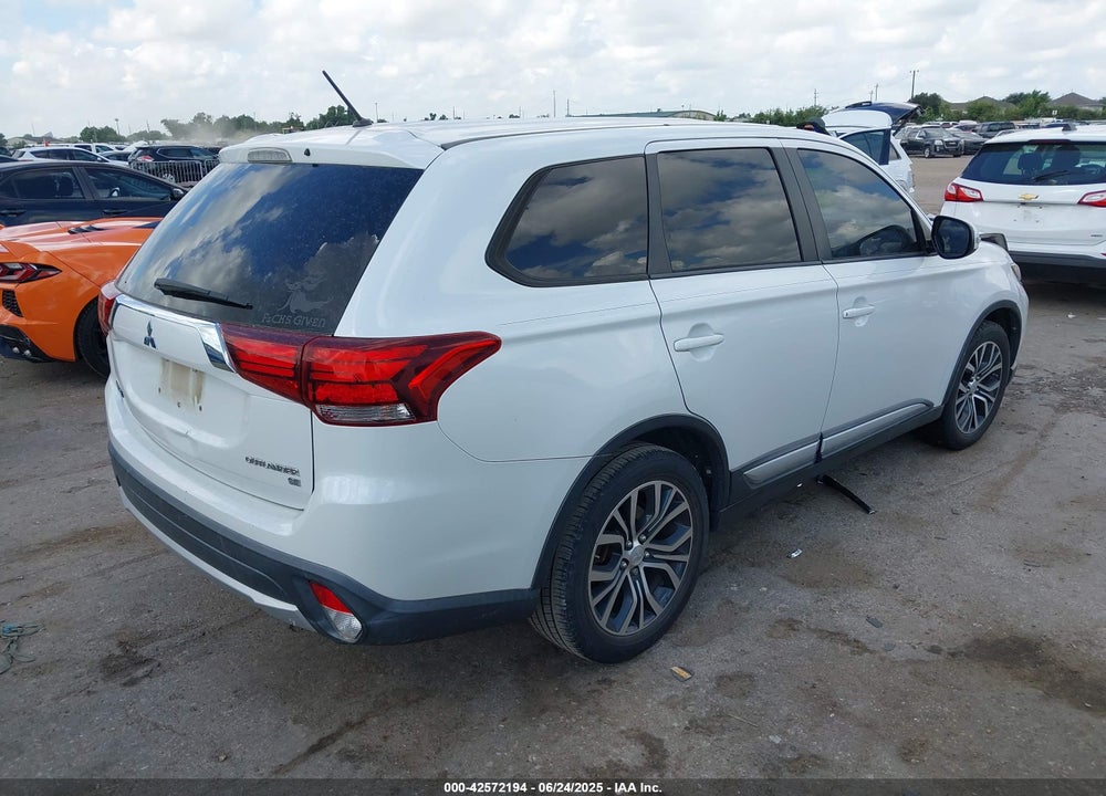 2016 MITSUBISHI OUTLANDER SE/SEL VIN: JA4AD3A35GZ003401