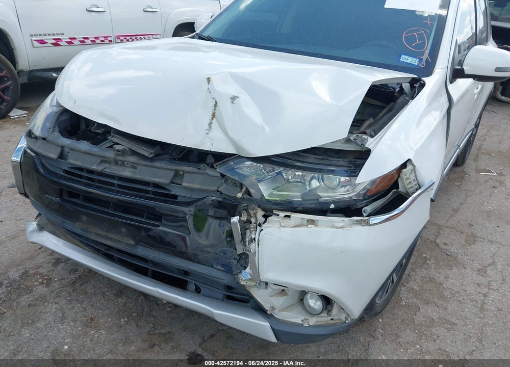 2016 MITSUBISHI OUTLANDER SE/SEL VIN: JA4AD3A35GZ003401