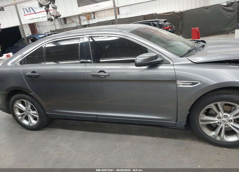2013 FORD TAURUS VIN: 1FAHP2E87DG111995
