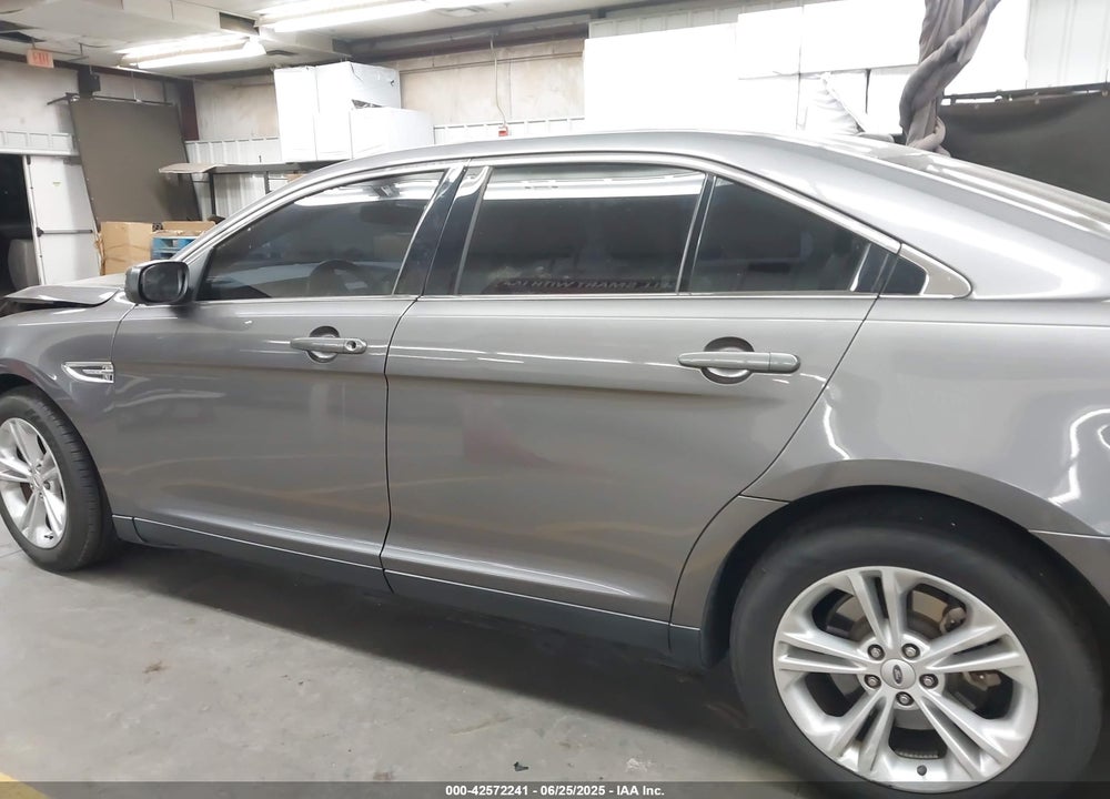 2013 FORD TAURUS VIN: 1FAHP2E87DG111995