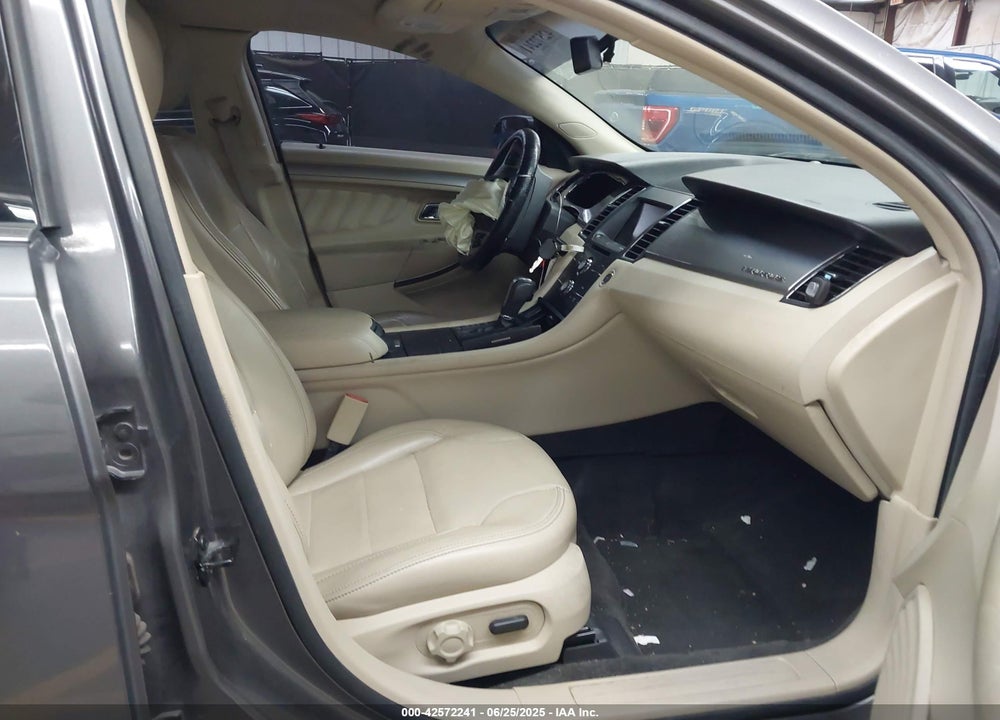 2013 FORD TAURUS VIN: 1FAHP2E87DG111995