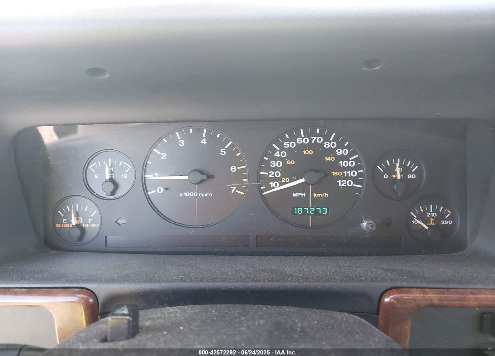 1998 JEEP GRAND CHEROKEE LAREDO VIN: 1J4FX58S1WC192894