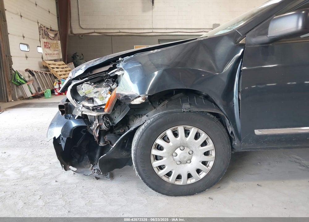 2015 NISSAN ROGUE SELECT S VIN: JN8AS5MV1FW757324