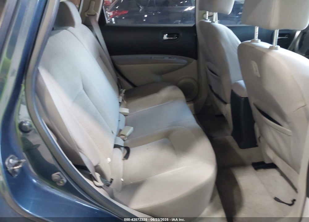 2015 NISSAN ROGUE SELECT S VIN: JN8AS5MV1FW757324