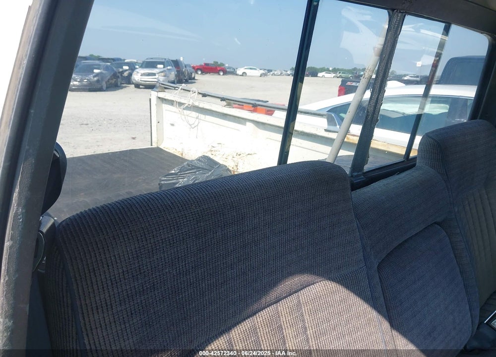 1989 FORD F150 VIN: 1FTEF15N6KNB68004