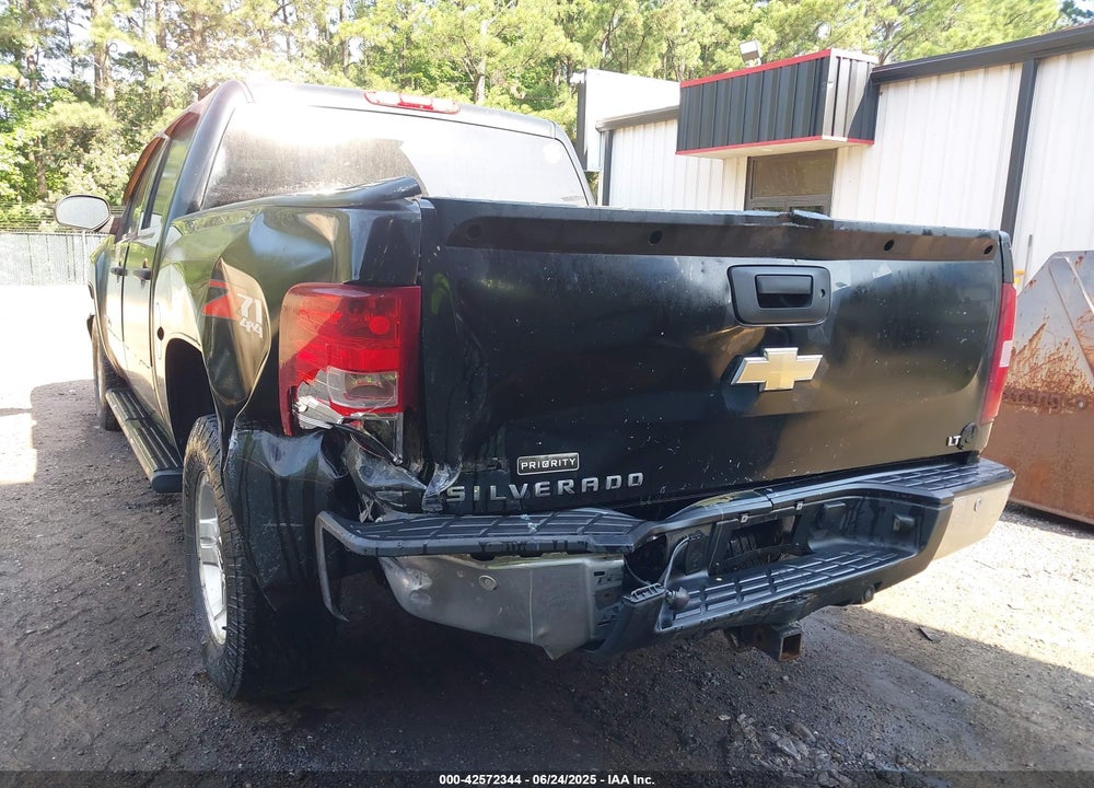 2011 CHEVROLET SILVERADO 1500 LT VIN: 3GCPKSE36BG255726