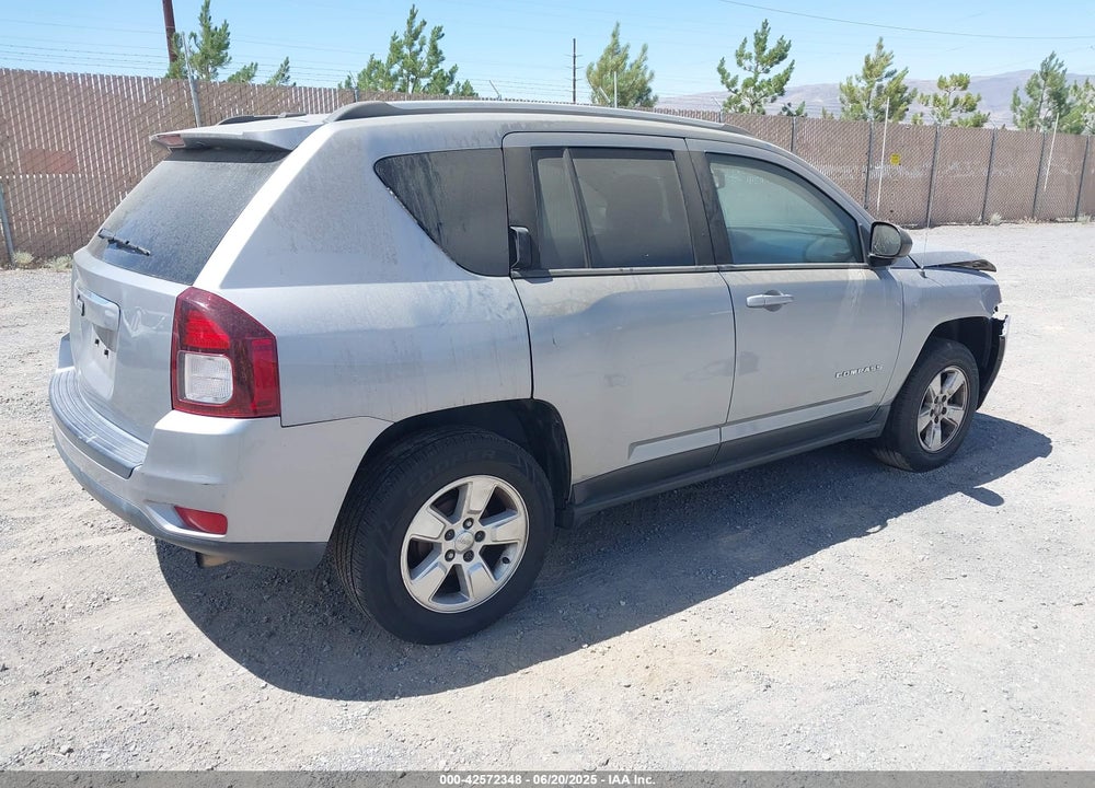 2016 JEEP COMPASS VIN: 1C4NJCBB2GD577084