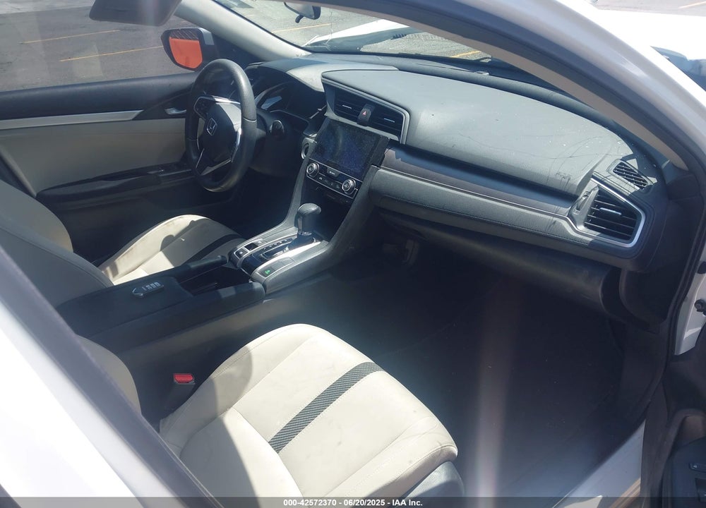 2016 HONDA CIVIC VIN: 19XFC2F74GE243989