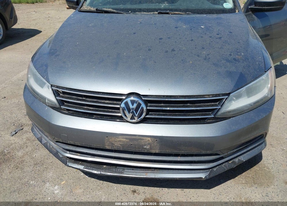 2015 VOLKSWAGEN JETTA 1.8T SE VIN: 3VWD17AJ9FM208976