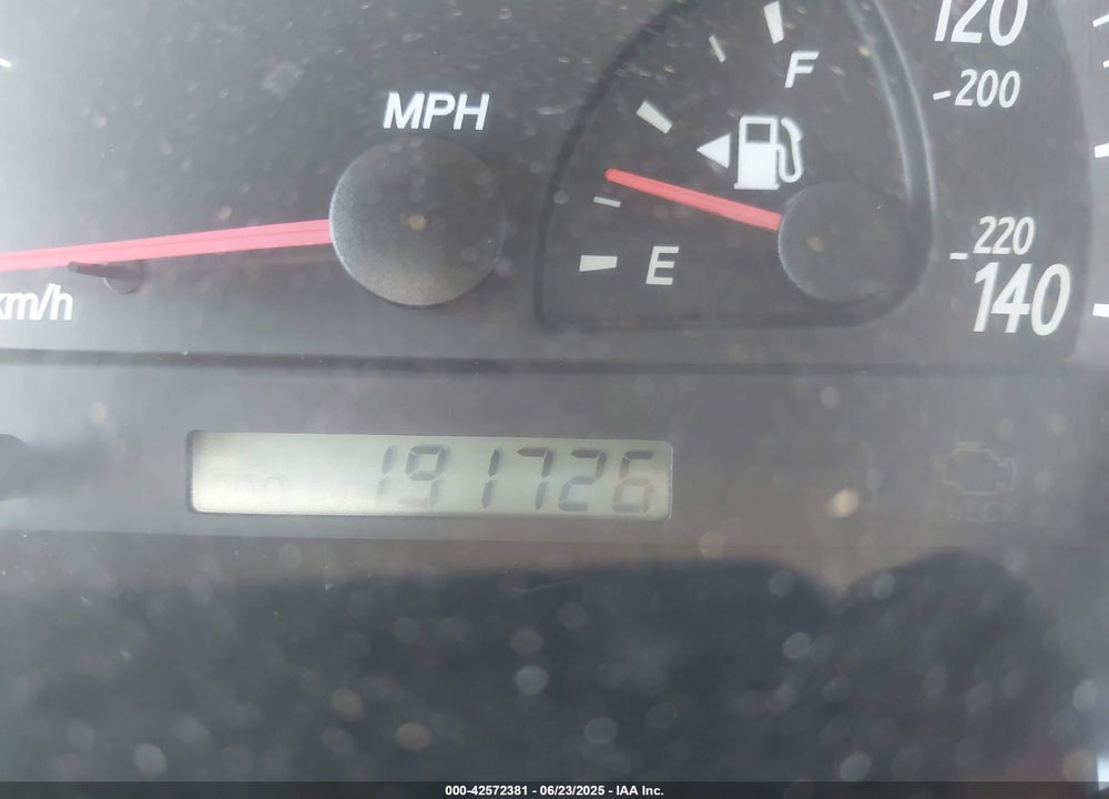 2002 TOYOTA CAMRY XLE V6 VIN: 4T1BF30K12U032781