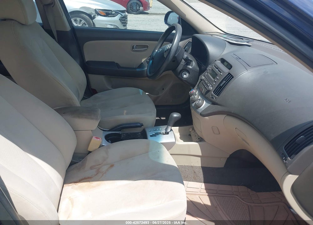 2008 HYUNDAI ELANTRA VIN: KMHDU46D38U371970