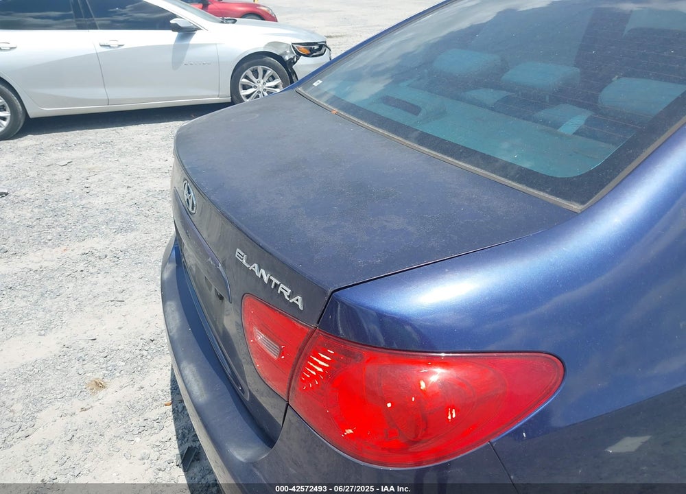 2008 HYUNDAI ELANTRA VIN: KMHDU46D38U371970
