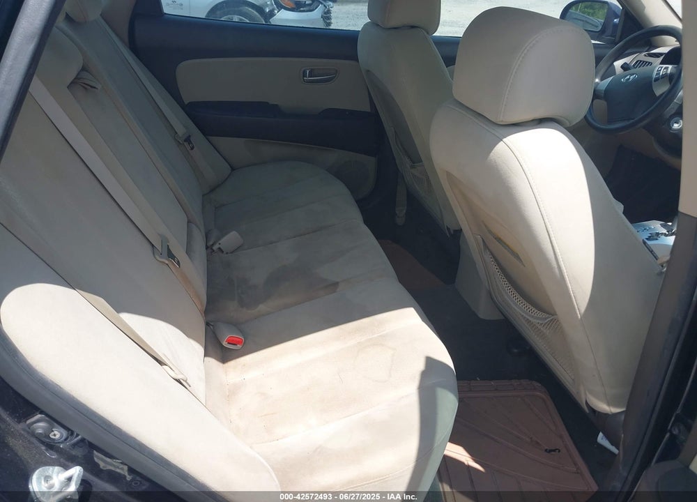 2008 HYUNDAI ELANTRA VIN: KMHDU46D38U371970