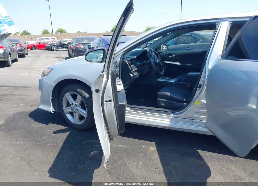2014 TOYOTA CAMRY VIN: 4T1BF1FK5EU439261