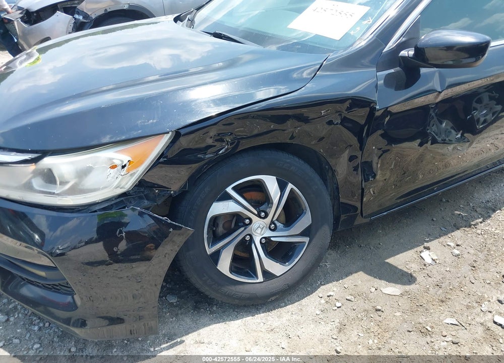 2017 HONDA ACCORD VIN: 1HGCR2F38HA135007