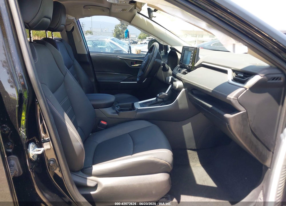 2021 TOYOTA RAV4 VIN: 2T3C1RFV8MC137207
