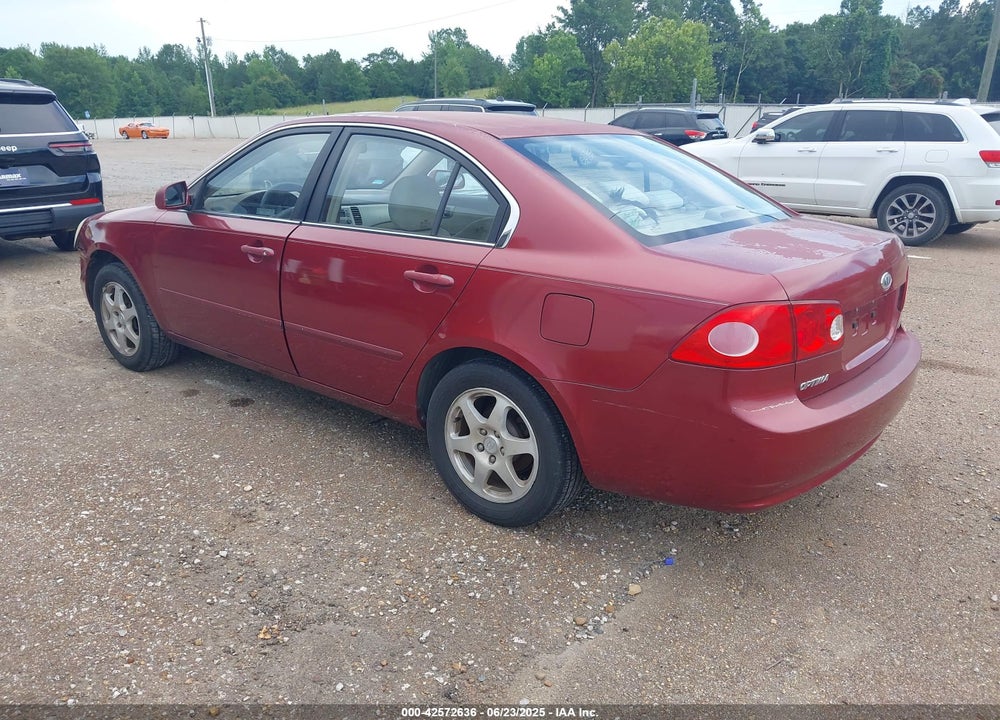 2008 KIA OPTIMA LX VIN: KNAGE123885251888