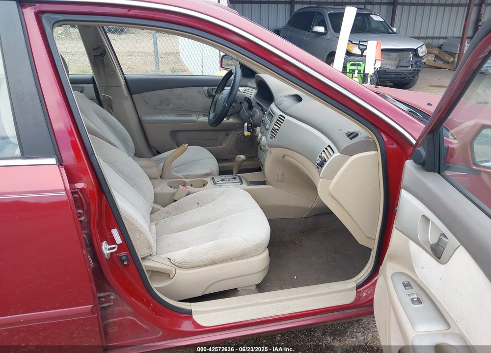 2008 KIA OPTIMA LX VIN: KNAGE123885251888