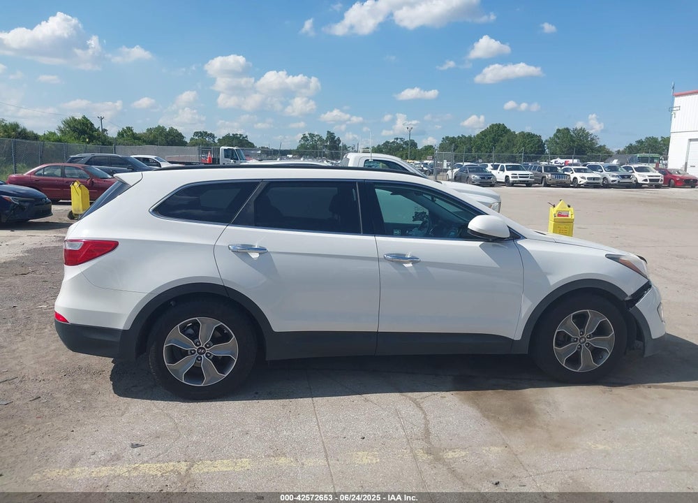 2016 HYUNDAI SANTA FE VIN: KM8SM4HF8GU147288