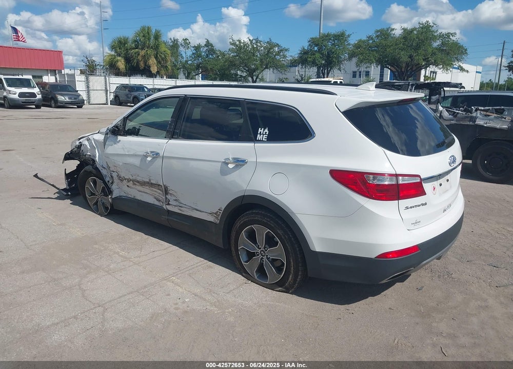 2016 HYUNDAI SANTA FE VIN: KM8SM4HF8GU147288