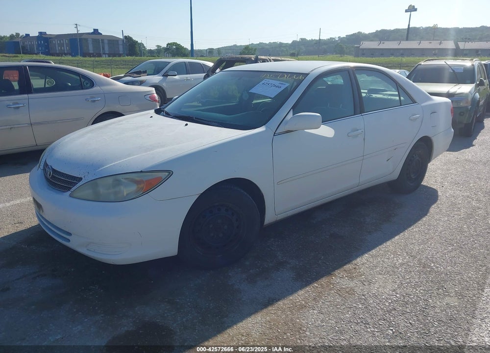 2004 TOYOTA CAMRY LE VIN: 4T1BE32K24U353425
