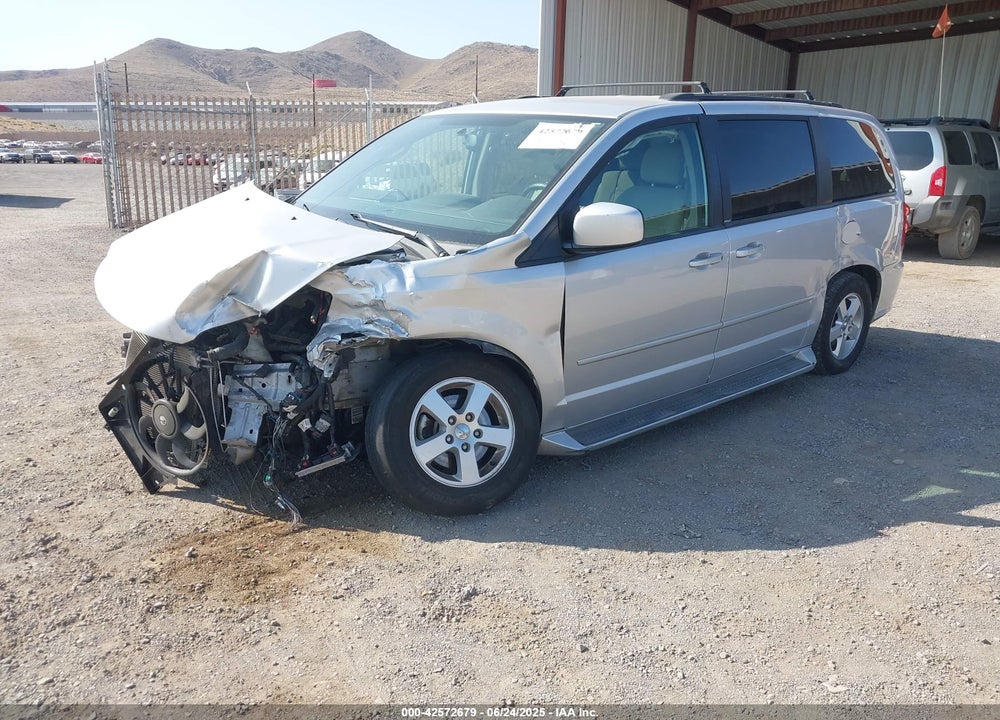 2011 DODGE GRAND CARAVAN MAINSTREET VIN: 2D4RN3DG1BR624449