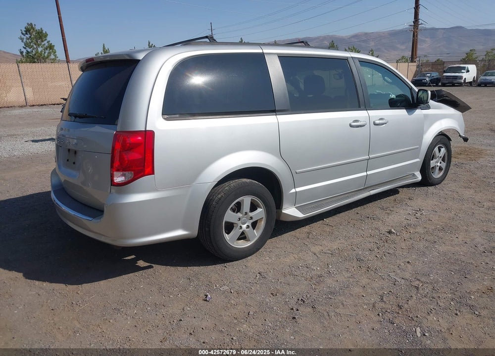 2011 DODGE GRAND CARAVAN MAINSTREET VIN: 2D4RN3DG1BR624449