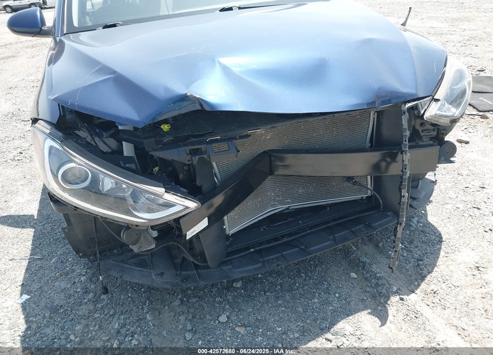 2018 HYUNDAI ELANTRA VIN: 5NPD84LF8JH320110